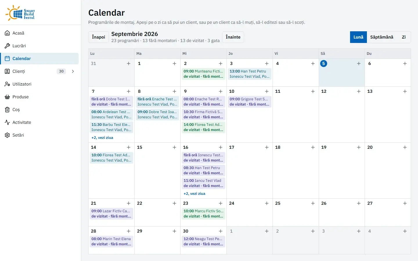 Calendarul de montaj pe luna septembrie, cu programări colorate și un rezumat al lunii: câte programări, câte fără montatori, câte de vizitat